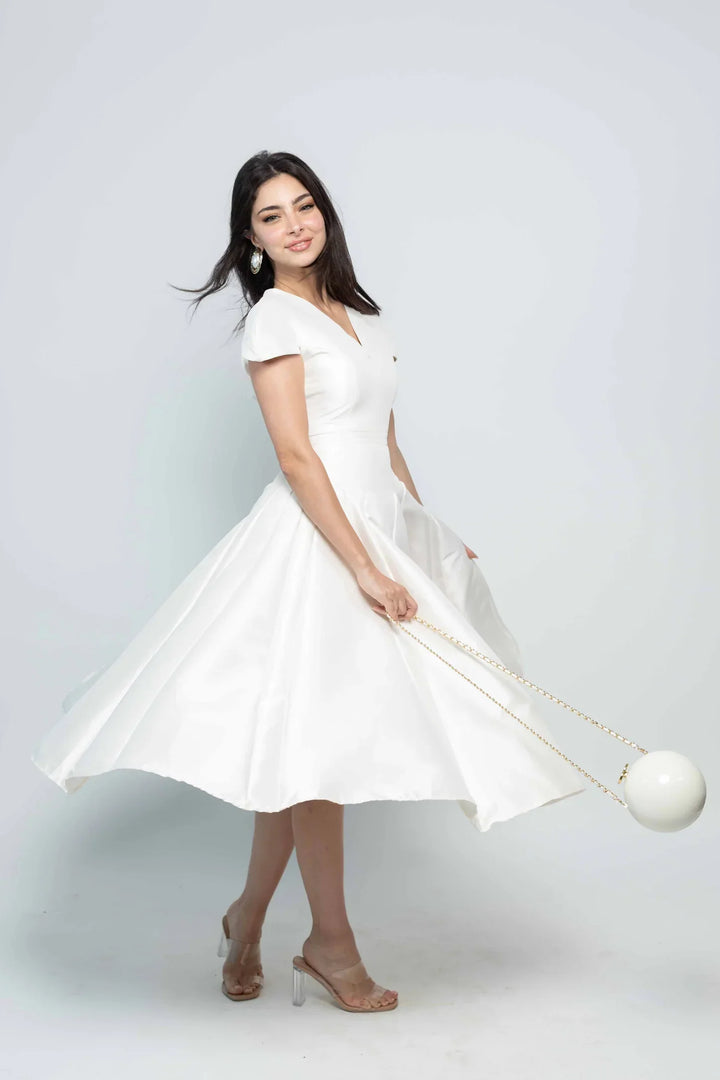 Bourgeoise – The Sculpted Elegance Dress