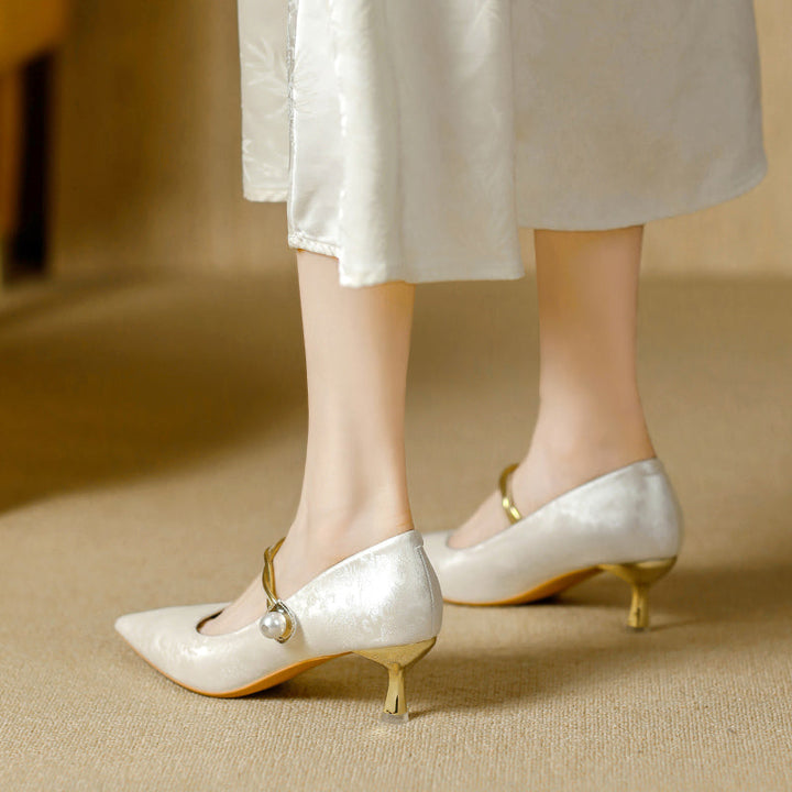 Karsyn - Vintage Pearl Kitten Heels