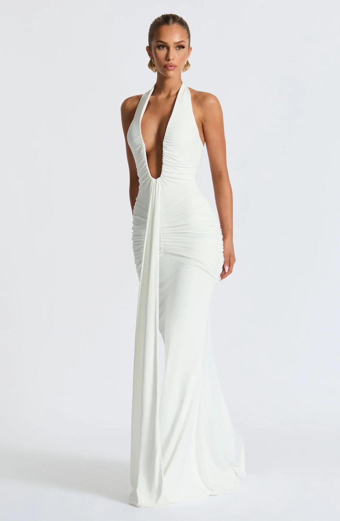 Aura – The Sculpted Goddess Gown