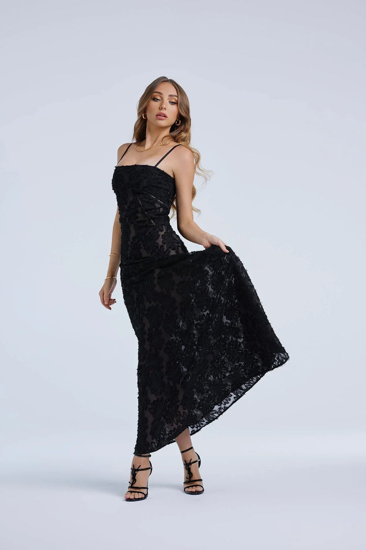 Nocturne – The Midnight Elegance Gown