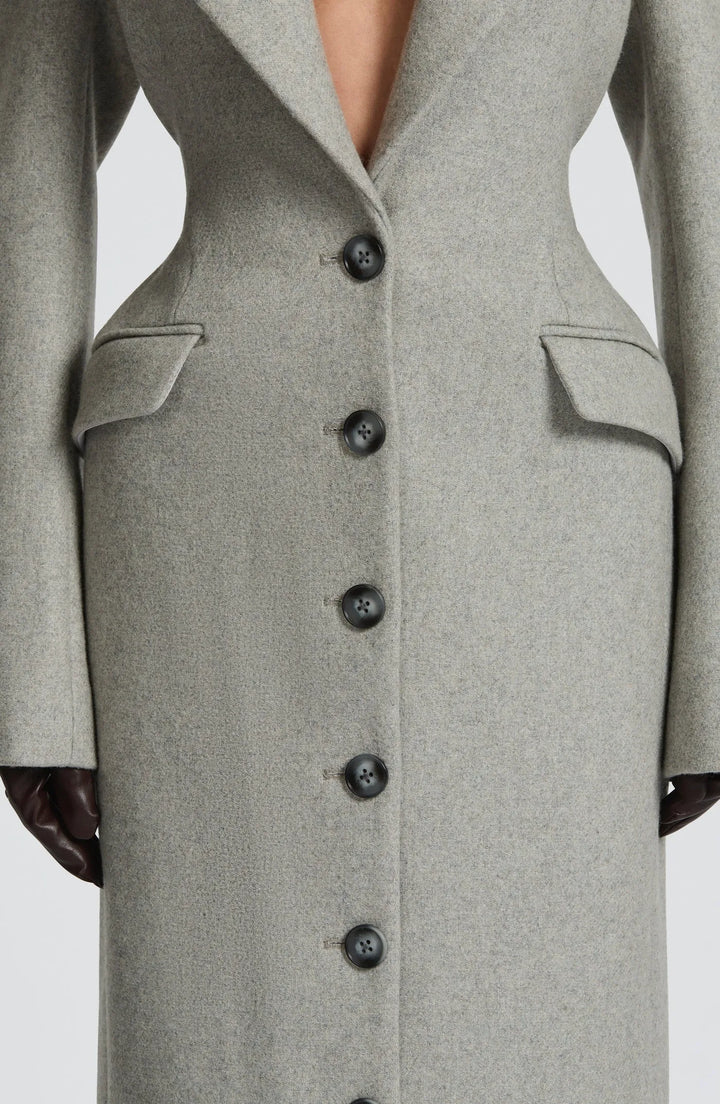 Paris – The Sculptural Elegance Coat