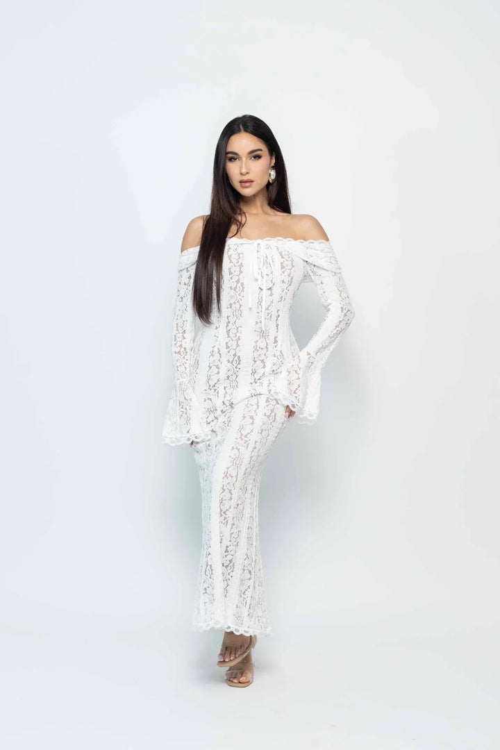 Eve – The Romantic Lace Siren Gown