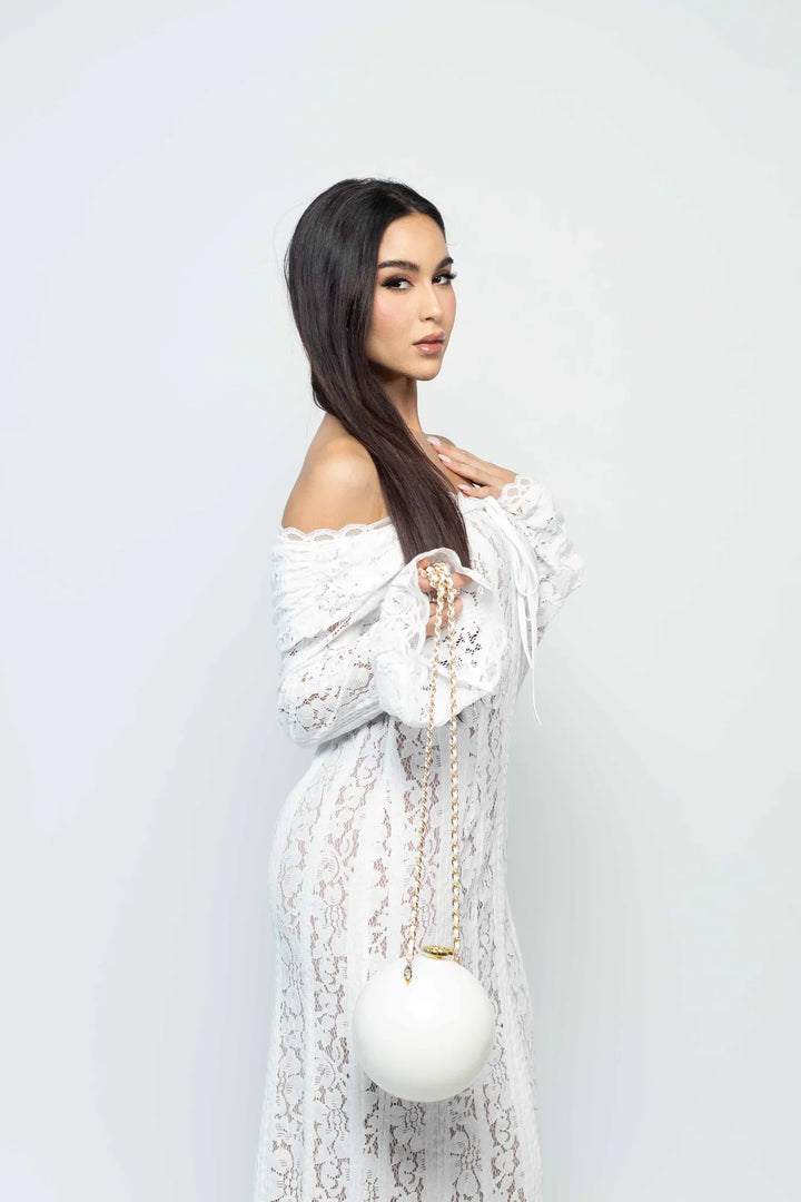 Eve – The Romantic Lace Siren Gown