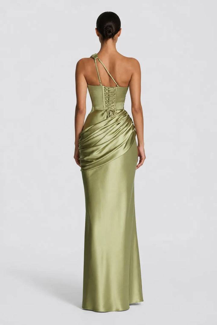 Velara — The One-Shoulder Sculpting Gown