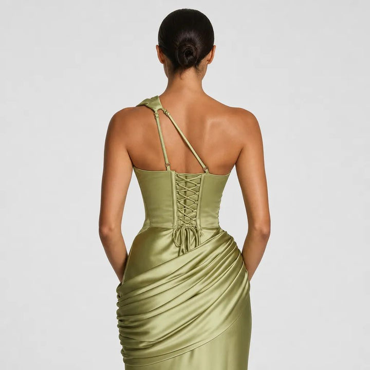 Velara — The One-Shoulder Sculpting Gown